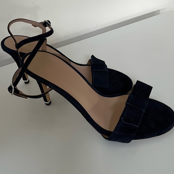 New Witchery Suede Dark Navy Heels - Size 38 - Picture 2 of 15